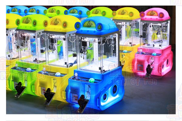 Gift Game Machine Kids Mini Claw Machine