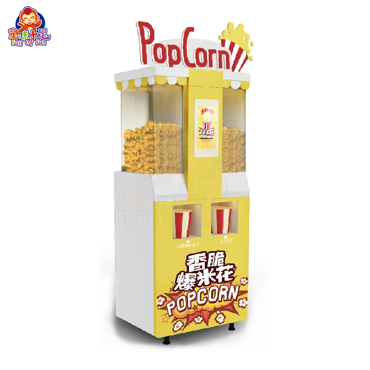 Gran máquina comercial de palomitas de maíz en un puesto de venta, preparando palomitas frescas.