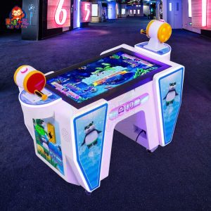 Bambini che giocano a un videogioco di calcio a due giocatori.