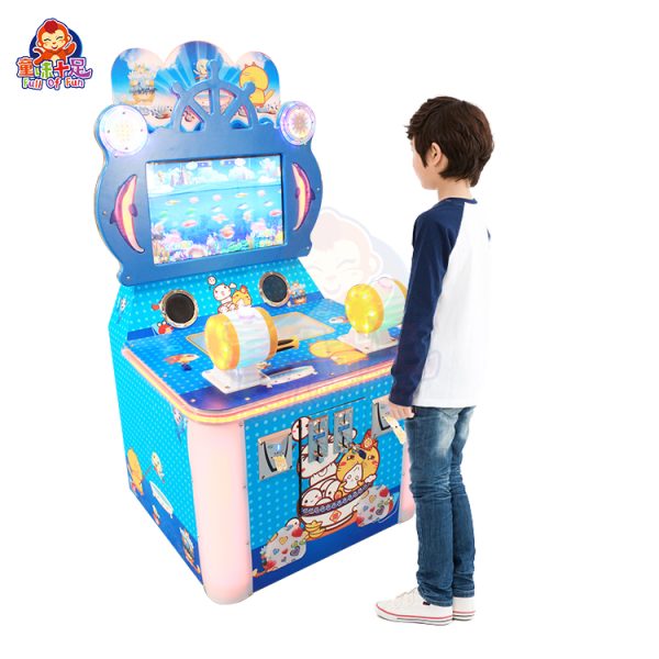Machine de jeu de pêche à pièces pour deux joueurs, avec des thèmes sous-marins éclatants et des cannes à pêche ludiques.