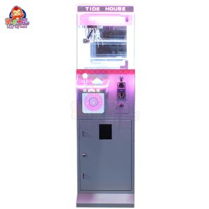 Máquina recreativa de garras que funciona con monedas, de construcción robusta y con fuerza de garra ajustable.