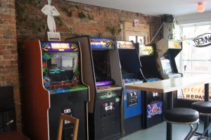 Arcade Bar