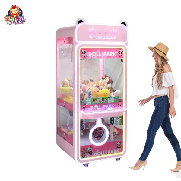 Arcade claw machine